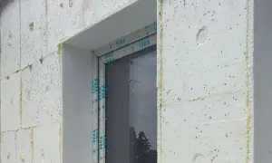 Ile kołków na m2 elewacji? Kluczowe wskazówki dla budowy