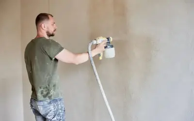 Jaki tynk natryskowy wybrać, aby uniknąć błędów i kosztów?