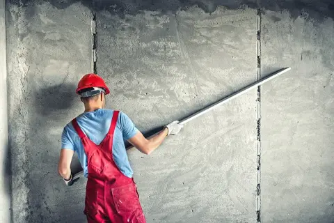 Ile cementu i wapna na 100m2 tynku? Sprawdź, ile zaoszczędzisz