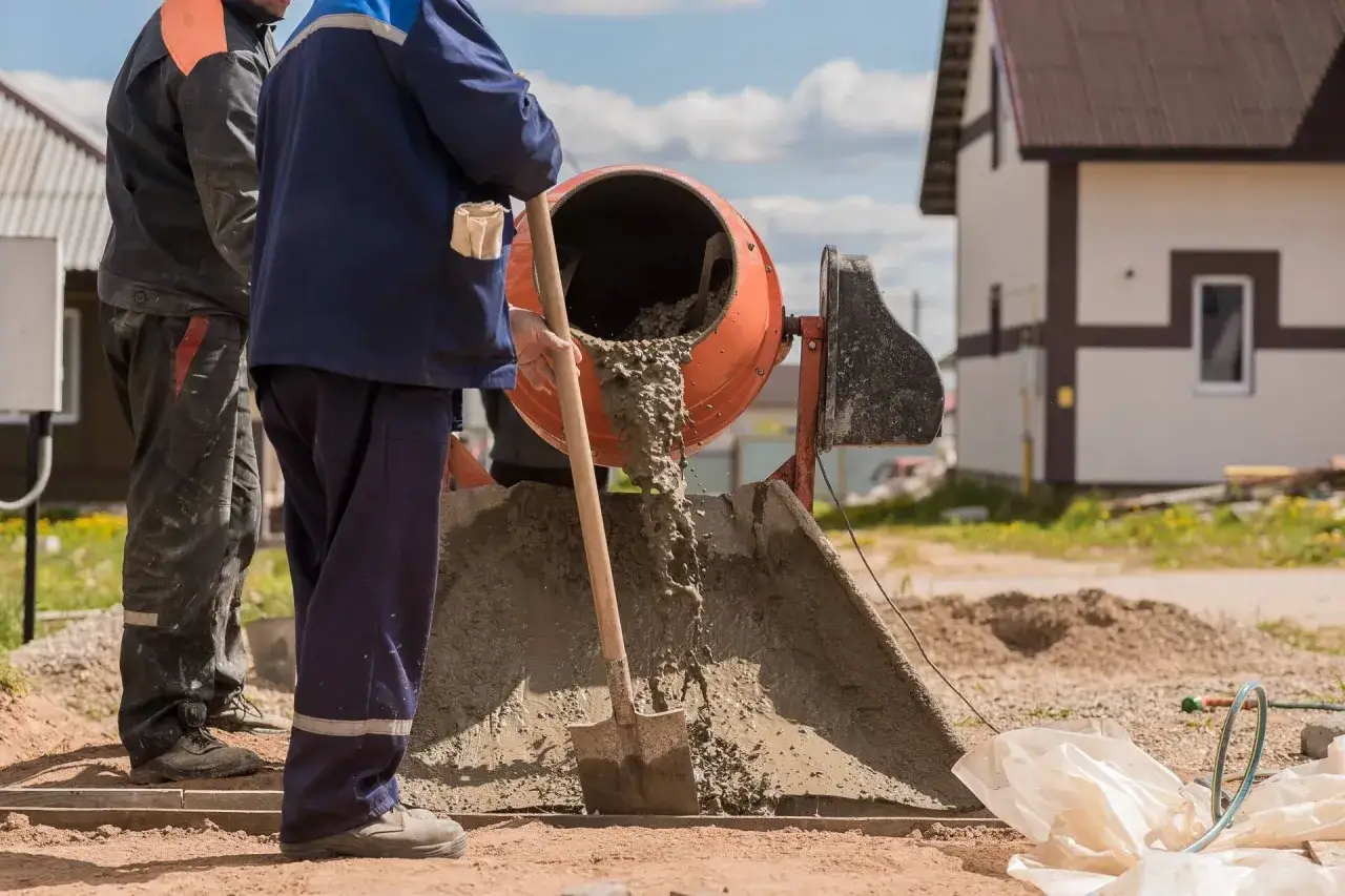 Zdjęcie Ile łopat piasku potrzebujesz na worek cementu? Sprawdź proporcje!